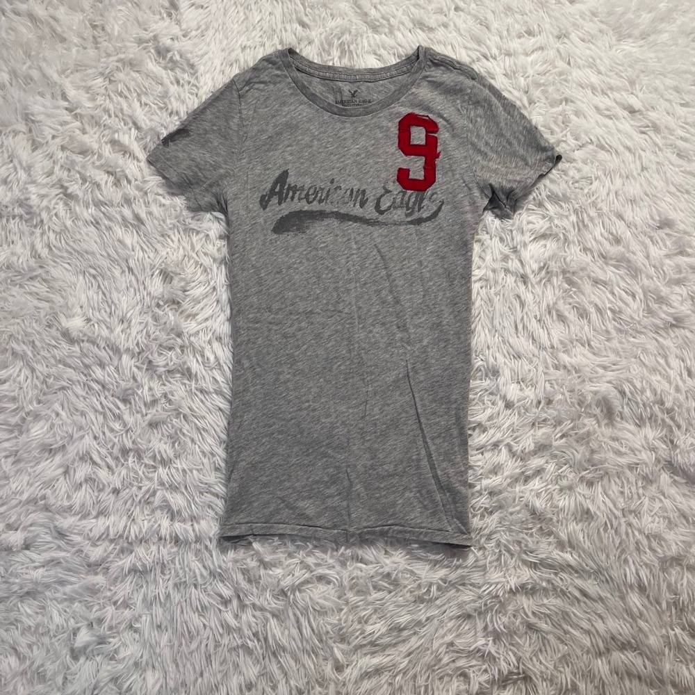 y2k american eagle gray graphic embroidered top small